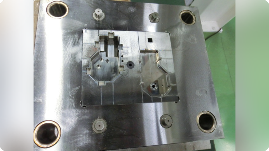 金型製作
